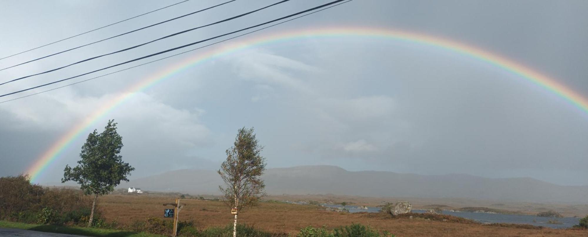 Connemara Lake View Apartment Camus Eighter المظهر الخارجي الصورة